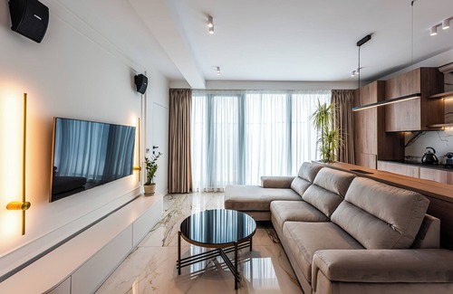 Sector 3 Apartment | Luxury Penthouse Near City Center with Stunning Panoramic Views