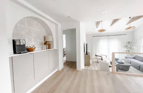 Pittsford House | *Luxury Pittsford Village 3Br at the Demler House*
