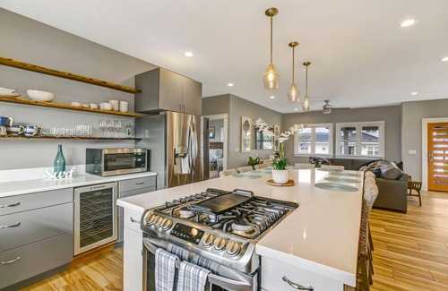 Poipu House | Luxury Poipu Beach House Sleeps 8 with Central AC