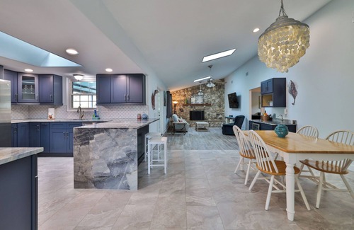 Port Orange House | Luxury Pool & Spa Home near the Beach