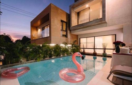 Sukhumvit Villa | Luxury Pool Villa 107