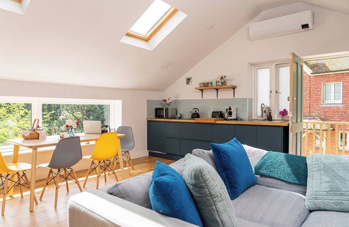 Alderbury Apartment | Luxury private apartment between historic Salisbury and the New Forest.