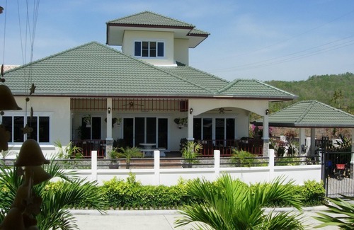 Bo Fai Villa | Luxury Private Pool Villa set in a 5* resort with Clubhouse, Pool/Spa & Gym
