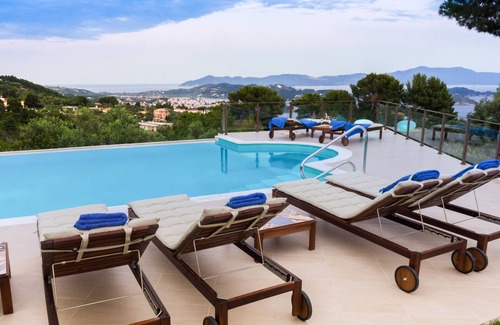 Katsarou Villa | Luxury private "Villa Hermes" with large pool and stunning views