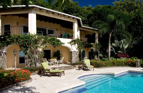 Spring Estate Villa | Luxury private villa with pool. Great for 2 or 4 guests