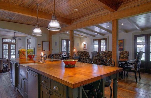 Somerset House | LUXURY RANCH ON 110+ ACRES W/POOL, PARTY BARN FOR VACATION & WEDDINGS
