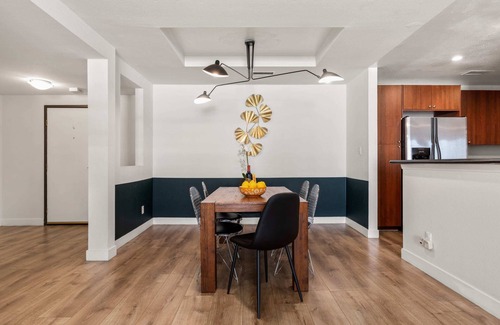 Sawtelle Condo | Luxury Redefined: 2BR Gem in Los Angeles