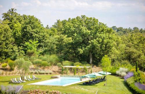 Trequanda Apartment | Luxury Resort with swimming pool in the Tuscan countryside, Villas on the ground floor with private outdoor area with panoramic view