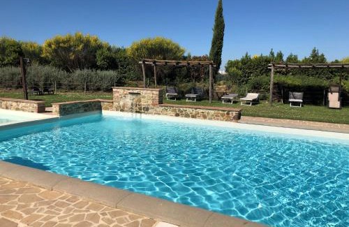 Trequanda Apartment | Luxury Resort with swimming pool in the Tuscan countryside, Villas on the ground floor with private outdoor area with panoramic view
