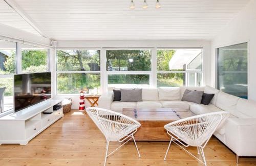 Torup Strand House | Luxury Retreat with Pool - By Traum Ferienwohnungen