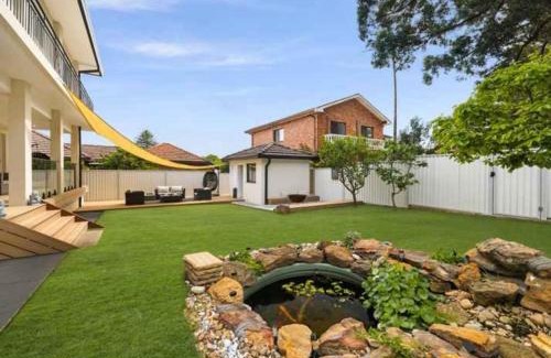 Burwood House | Luxury room