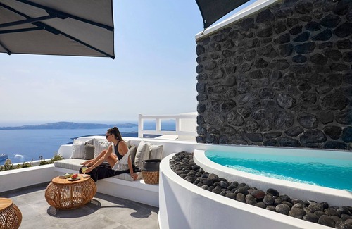 Imerovigli Villa | Luxury Santorini Villa | Villa Dolce Vita | 2 Bedrooms | Private Plunge Pool &.