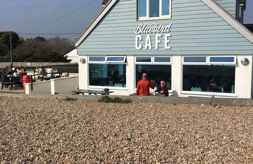 Ferring Apartment | Luxury Sea View Apartment. Sleeps 4. Direct beach access