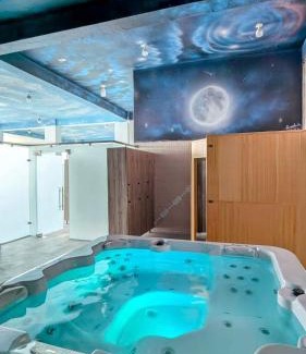 Boumerdes Province Apartment | Luxury Seaview Studio with Pool & SPA