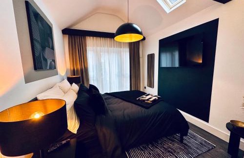 Radyr and Morganstown Apartment | Luxury self-contained suite.