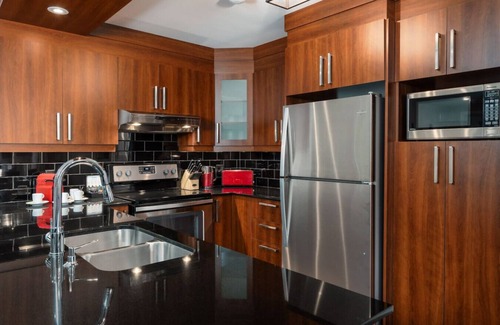 Saint-Sauveur Apartment | Luxury ski-in ski-out condo in St-Sauveur 2 rooms