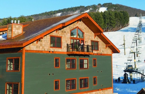 North Conway Condo | Luxury Ski IN/Ski OUT Kearsarge Brook Condo 2 bed, 2 bath at Cranmore Mountain