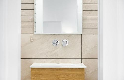 Ashdod Apartment | Luxury Small Unit with Mamad