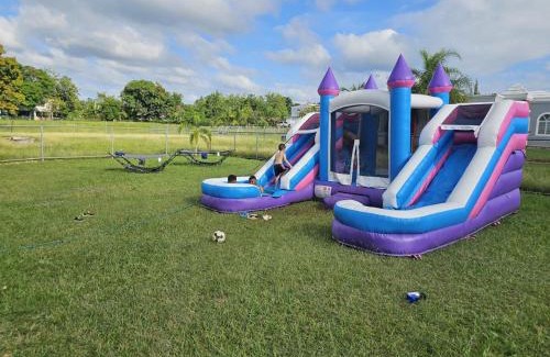 Camaceyes House | Luxury Stay in Aguadilla 10 min Crash Boat Beach