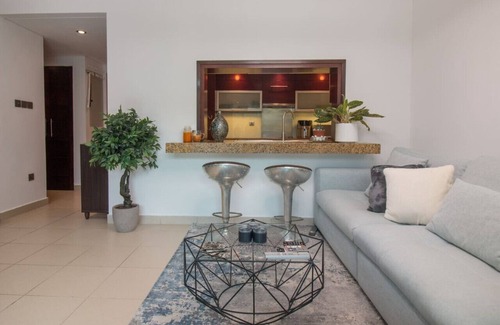 Downtown Dubai Apartment | Luxury studio at Downtown! Full Burj Khalifa View