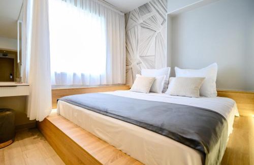Sector 4 Apartment | Luxury Studio Design By YamaLuxe