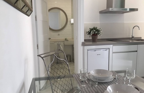 La Catedral Apartment | Luxury studio near Mosque Cathedral with wonderful courtyard in a
