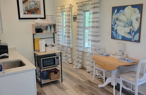 Pass Christian Apartment | Luxury Suite Apartment at the Beach