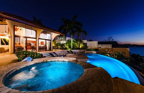 Playa Flamingo Villa | Luxury Sunset Villa with Direct Acces to the Flamingo Beach
