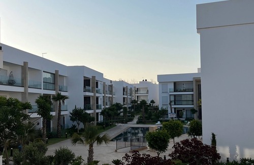 Tamariss Condo | Luxury Tamaris Apartment- 5 minutes from Scarabay and Babaloo beach.