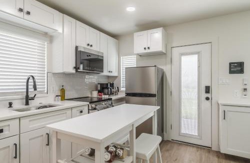 College Park House | Luxury Tiny Home 2 Miles from Downtown Orlando