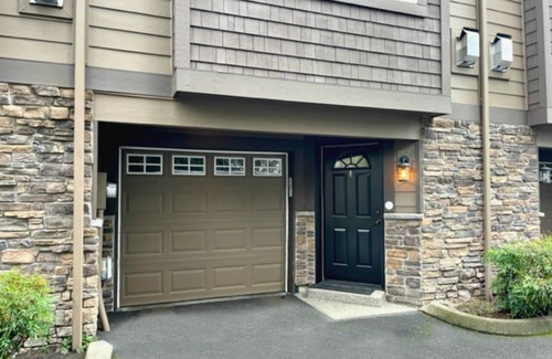 Sammamish House | Luxury Townhouse in the Heart of Sammamish