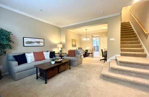 Sammamish House | Luxury Townhouse in the Heart of Sammamish