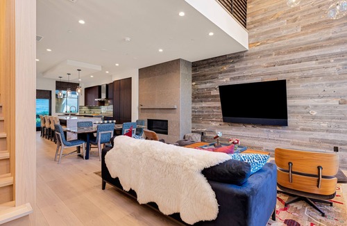 Jackson Hole House | Luxury townhouse w/hot tub, great views & incredible location