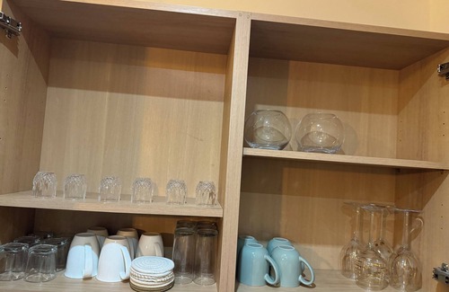 Gascoigne Apartment | Luxury Two Bedroom Apartment With Free Parking