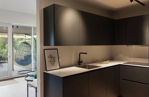 Municipality of Ede House | Luxury Vide home in a particularly unique location!
