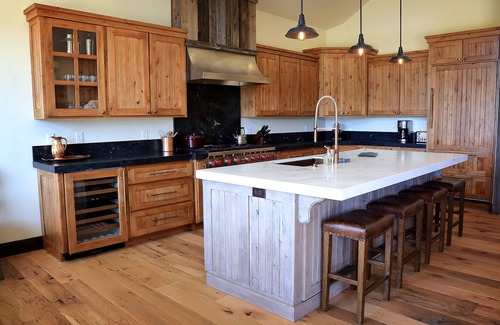 Driggs House | Luxury View Lodge on Signature 8th Hole by the tributary