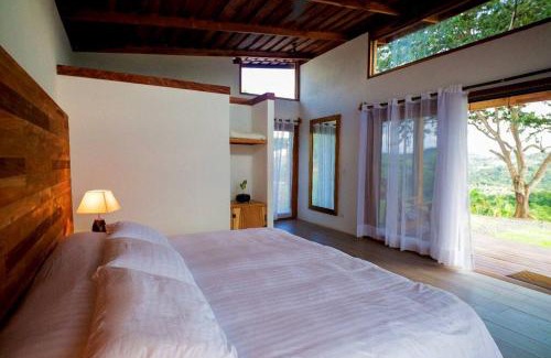 San Mateo Villa | Luxury Villa Caoba- Private, Serene, Amazing Views at Finca Chilanga