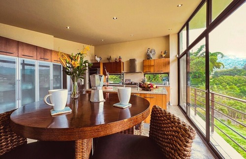 San Jose House | Luxury Villa Central Costa Rica