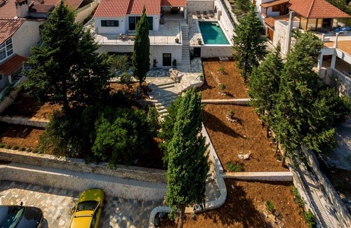 Splitska Villa | Luxury Villa Dream and Live with a heated pool by the sea on the island of Brac