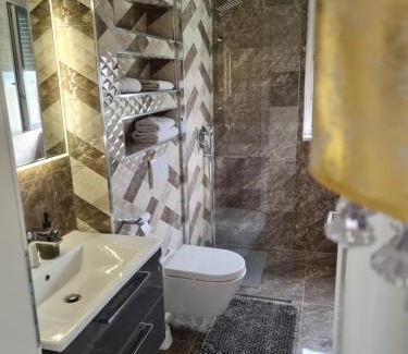 Kastel Gomilica Villa | LUXURY VILLA HELENA