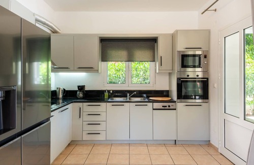 Sissi Villa | Luxury Villa Hera with private pool and beautiful garden with lawns. Sisi, Crete