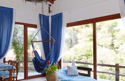 Koukounaries Villa | Luxury Villa in Koukounaries
