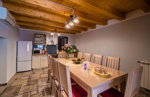 Rakalj Villa | LUXURY VILLA ON SPACIOUS PRIVATE PROPERTY