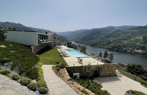 Ribadouro Villa | Luxury villa on the River Douro - heated pool, stunning views