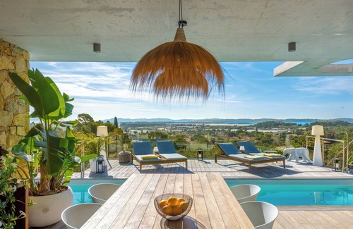 Hyeres Villa | Luxury villa, sea view (2 min) Côte d'Azur - Hyères - Swimming pool and Spa