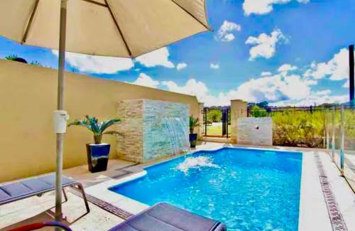 Munster House | Luxury Villa W Pool & Spa 5 BEDROOMS