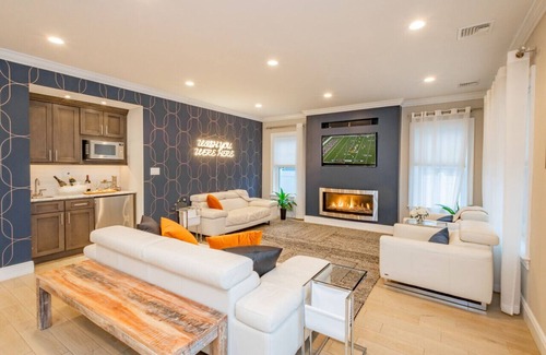 A-Zone Villa | Luxury Villa with Elevator! Pool Open till October