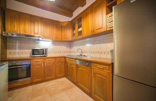 Tomicici Villa | Luxury villa with stunning views. 3 Bedrooms▪6 Sleeps ▪2 Bathrooms ▪Private pool