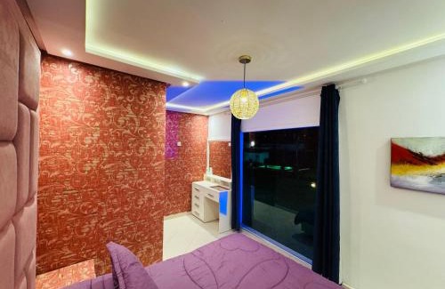 Mallalienne Villa | Luxury Villa with Pool & Garden5km from Cabo