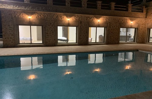 Ain Chkef Villa | Luxury villa with private pool not overlooked.